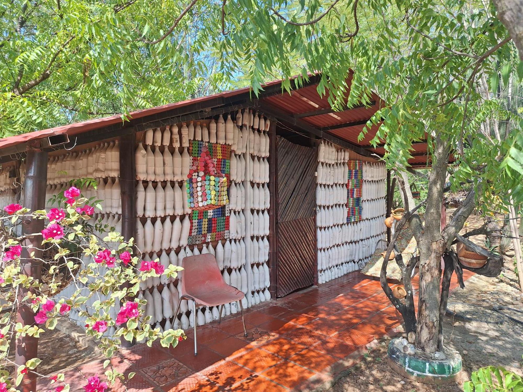 Alojamiento Casa De Campo Los Cactus Villavieja Exterior photo